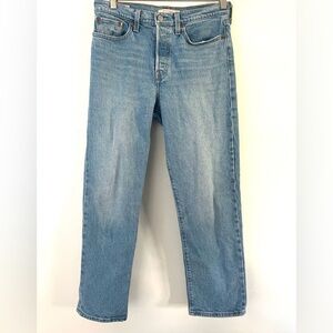 LEVI'S Wedgie Straight Ankle Medium Wash Button Fly Low Stretch Women's 28x28